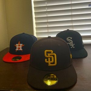3 7 3/8th 59FIFTY NEW ERA hats all still in great condition 65$ for all 3!!
